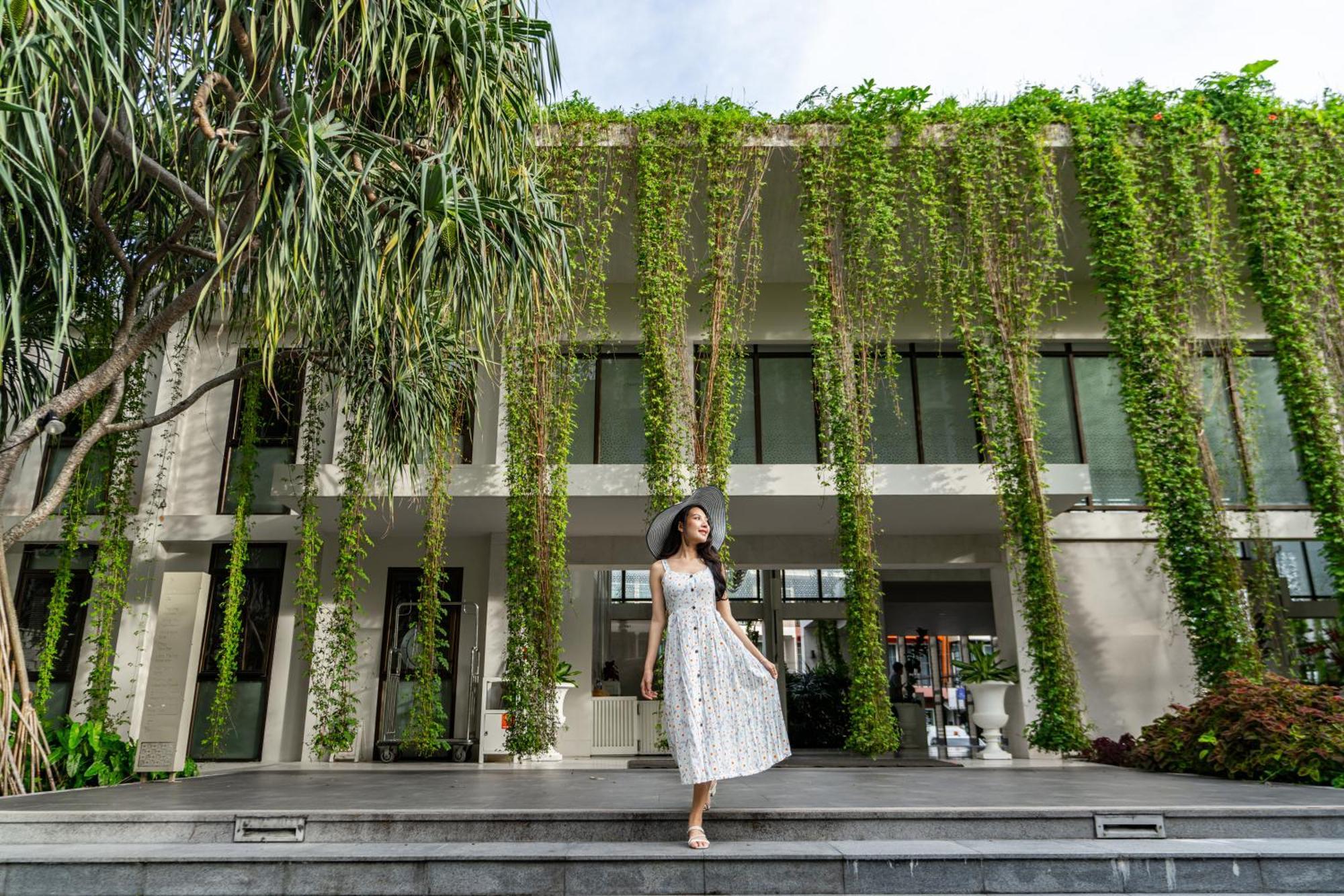 Proud Phuket Hotel, Naiyang Beach Dış mekan fotoğraf