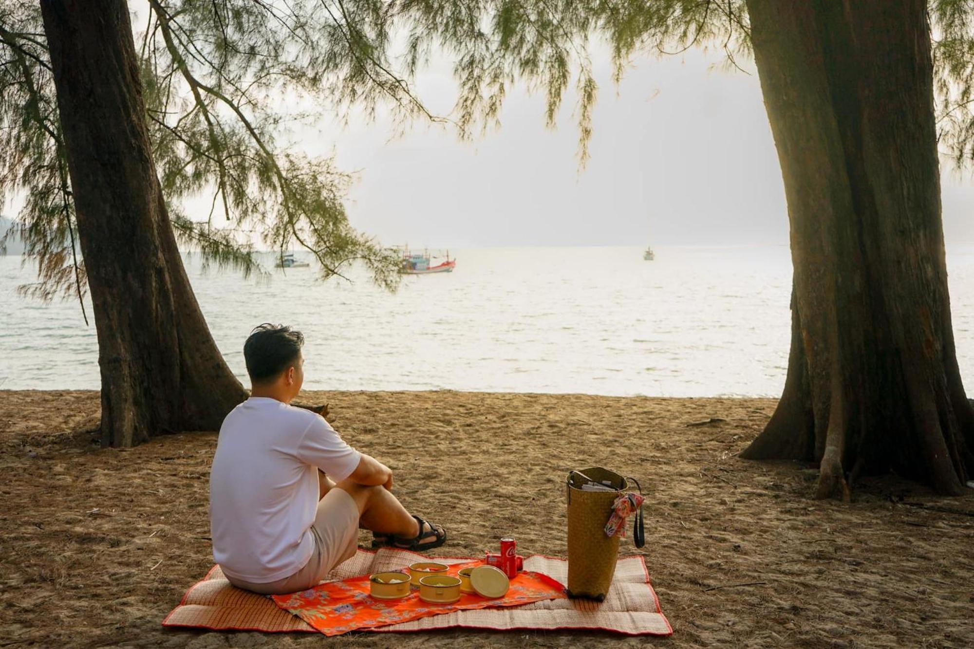 Proud Phuket Hotel, Naiyang Beach Dış mekan fotoğraf