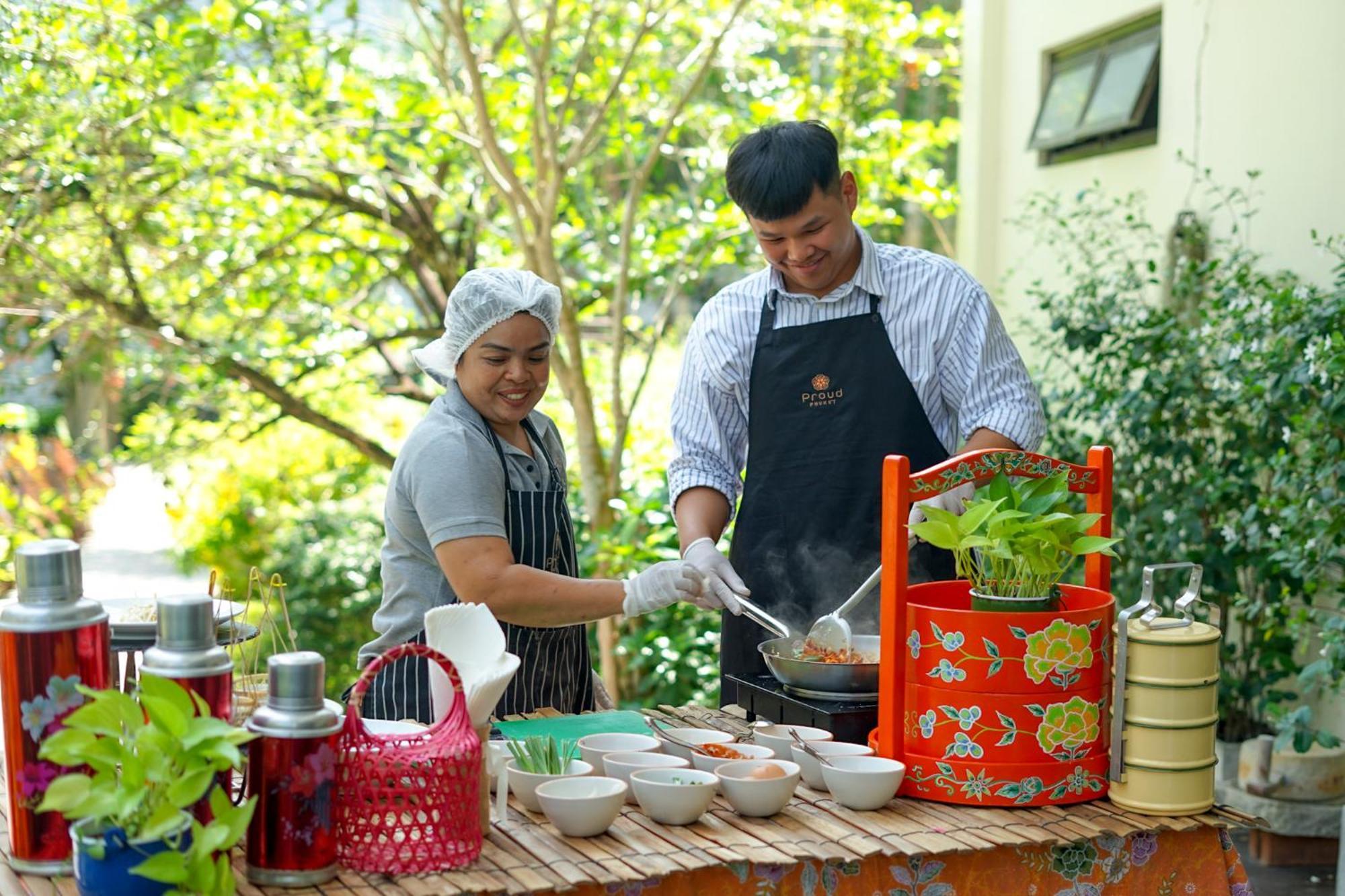 Proud Phuket Hotel, Naiyang Beach Dış mekan fotoğraf