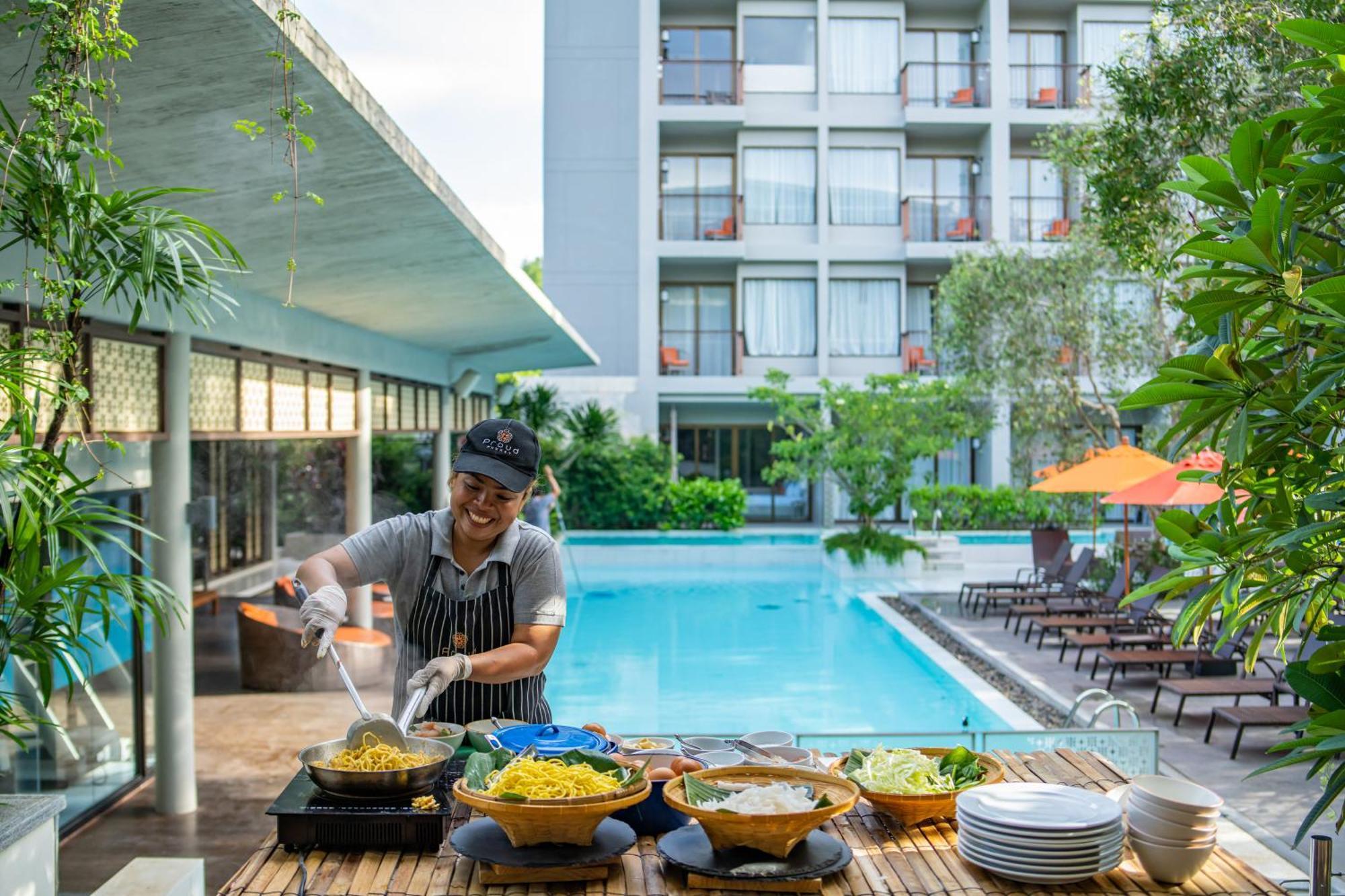 Proud Phuket Hotel, Naiyang Beach Dış mekan fotoğraf