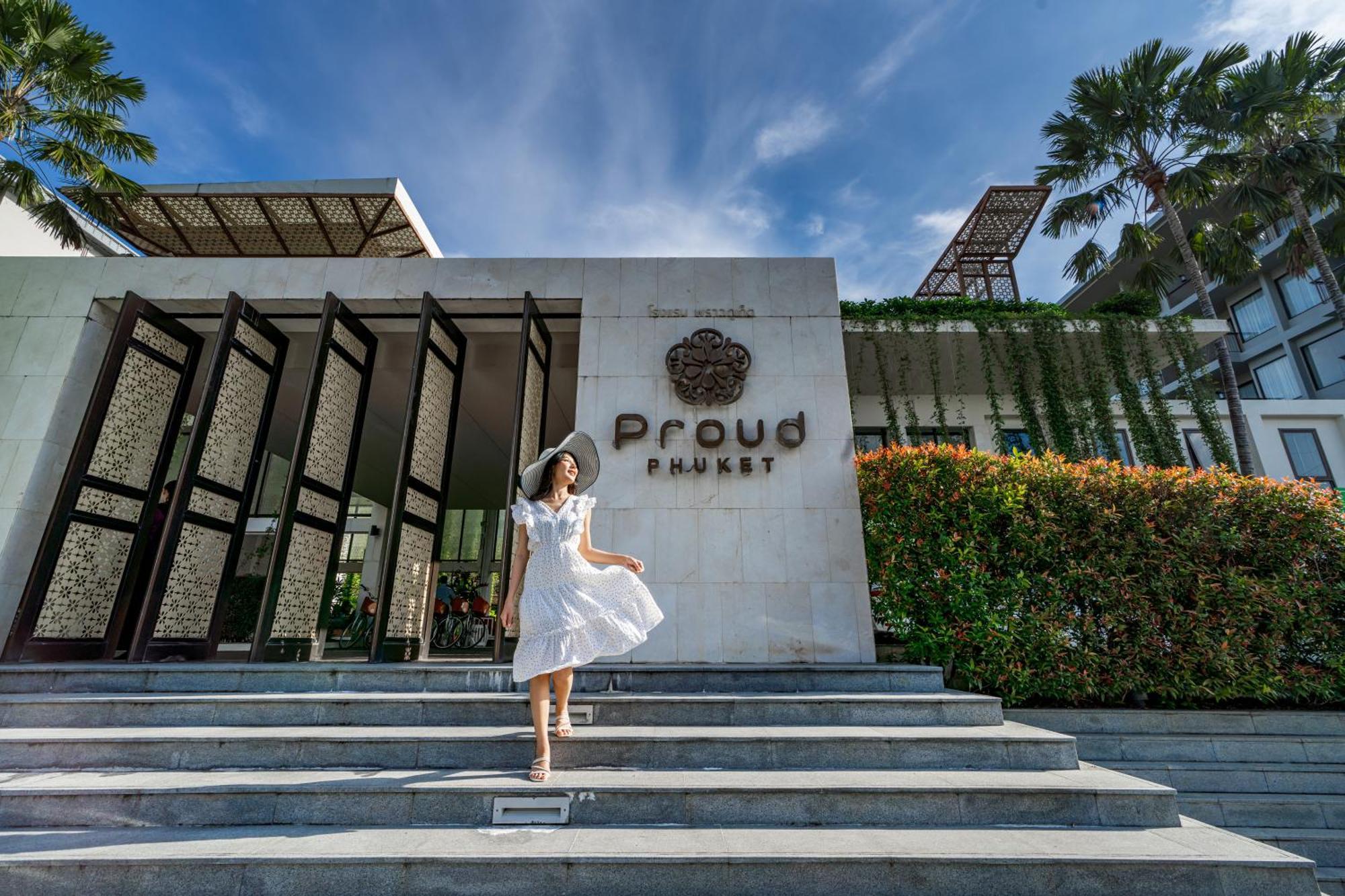 Proud Phuket Hotel, Naiyang Beach Dış mekan fotoğraf